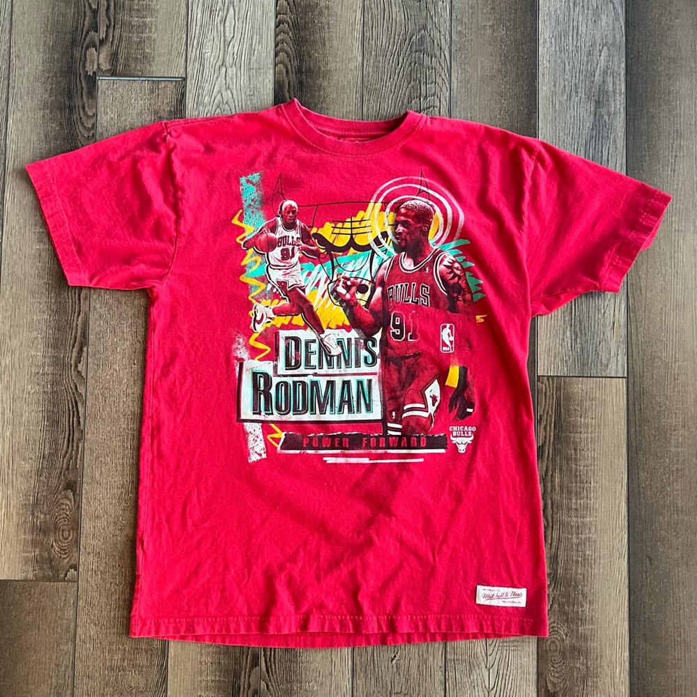 Mitchell & Ness Red Dennis Rodman Chicago Bulls Tee
